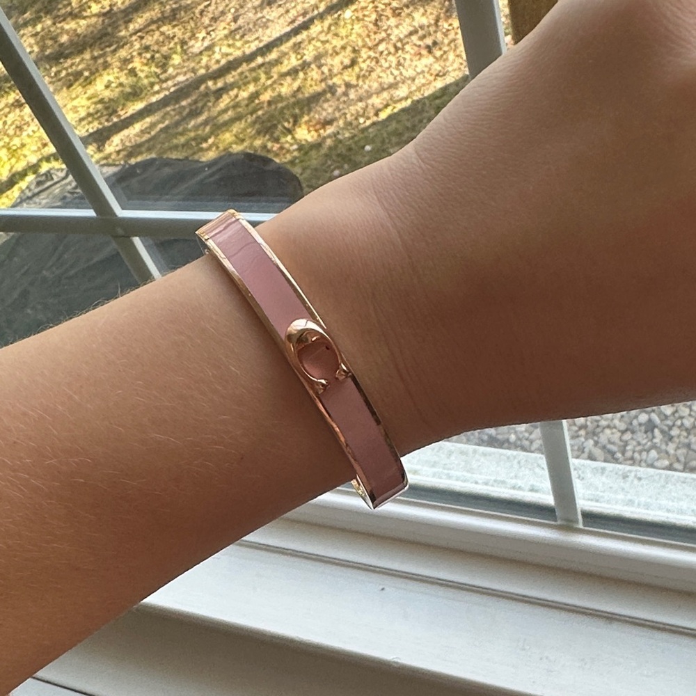 Coach Blush Gold Women's Bangle Bracelet Rose gold